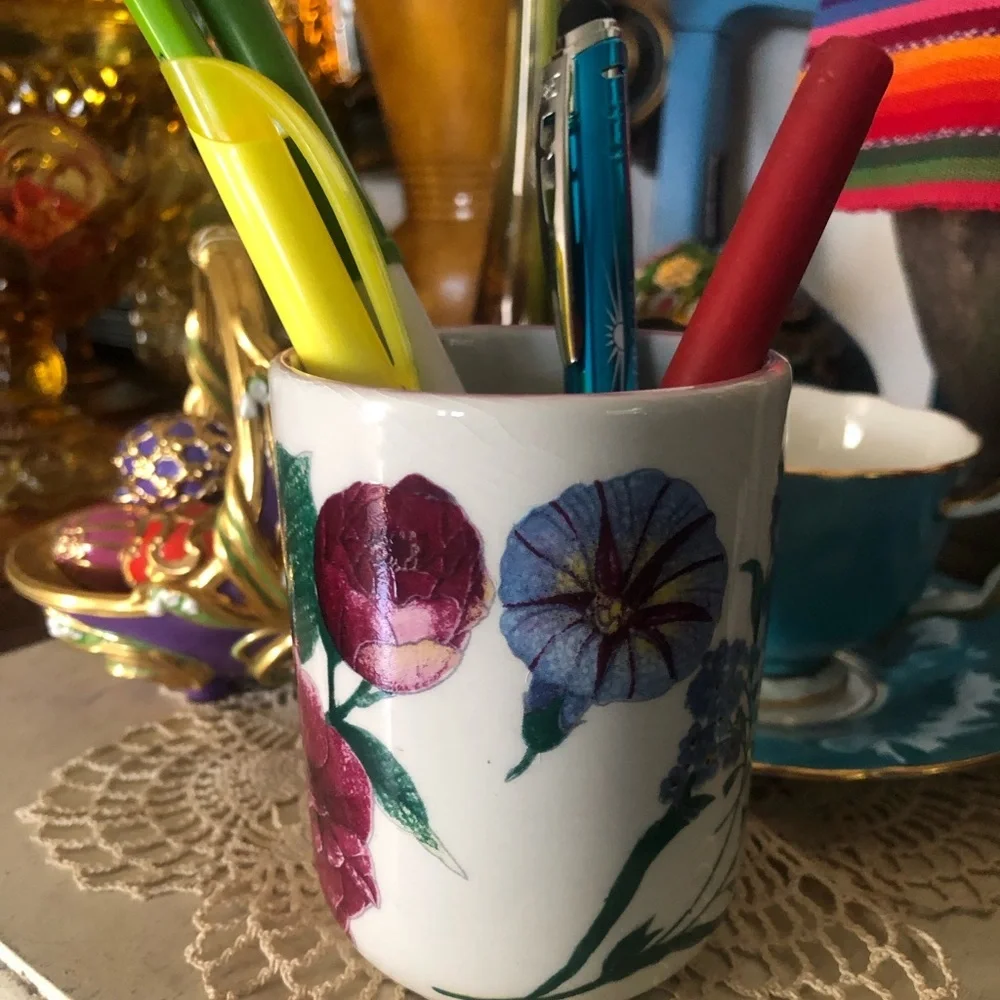 Vintage Ceramic Pencil Cup